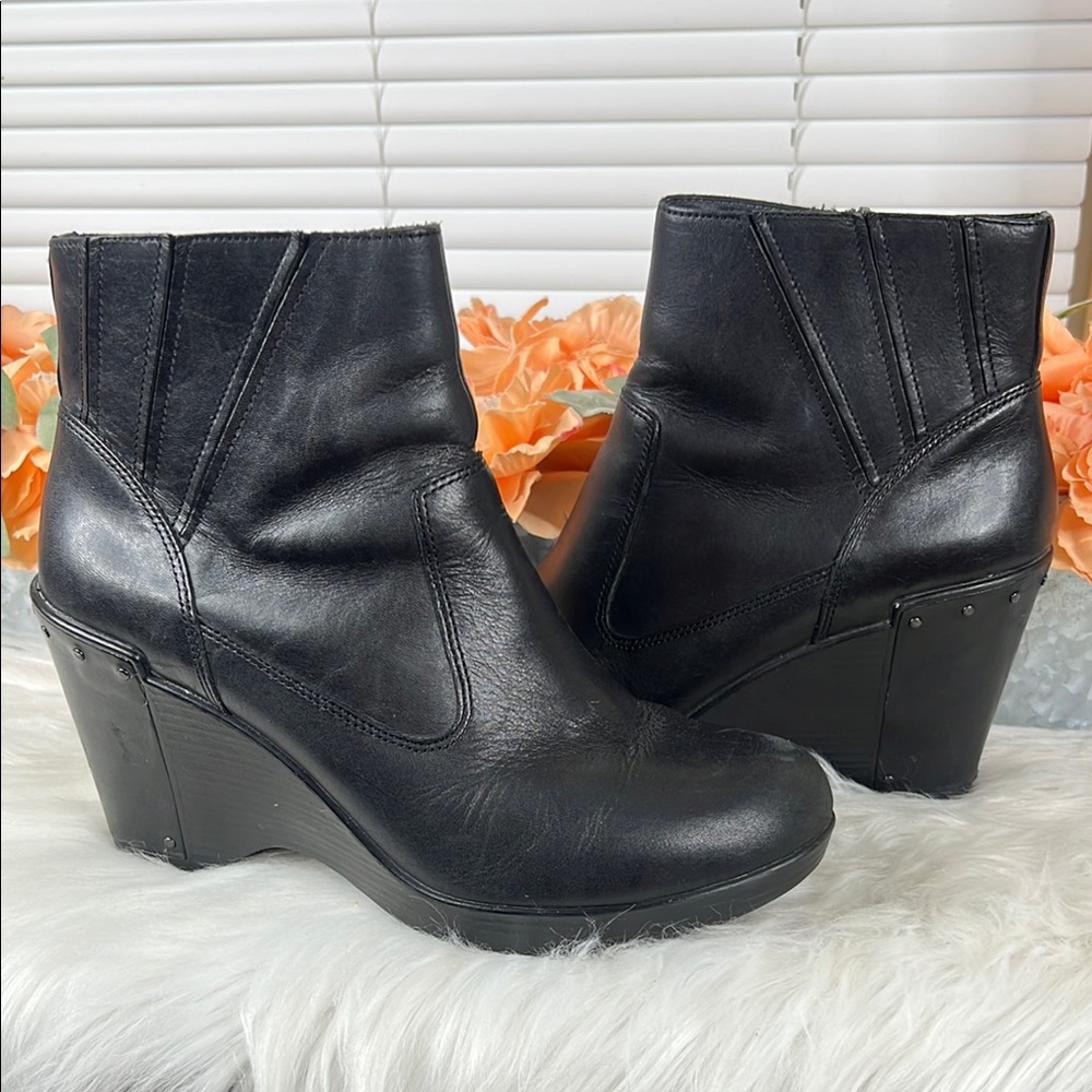 Dansko Black Leather Wedge Ankle Boots